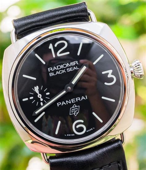 panerai 380 logo|Panerai Radiomir Black Seal PAM 00380 .